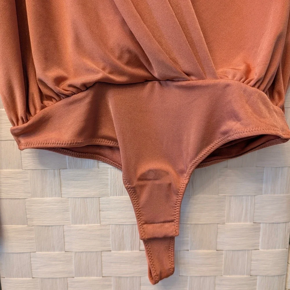 Free People Intimately Ginger Spice Deep V Long Sleeve Bodysuit OB1064738 NWT M‎